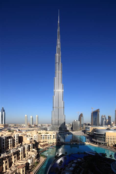 Welcome to the official page of burj khalifa, the world's tallest building and 'a living wonder' by burjkhalifa.ae. Oz co bags window cleaning job from Burj Khalifa - Burj ...