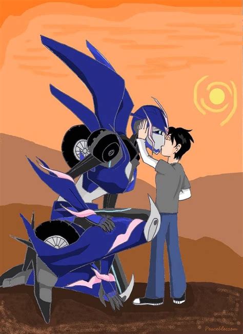 Jack Kissing Arcee In Transformers Art Transformers Artwork Anime Character Design