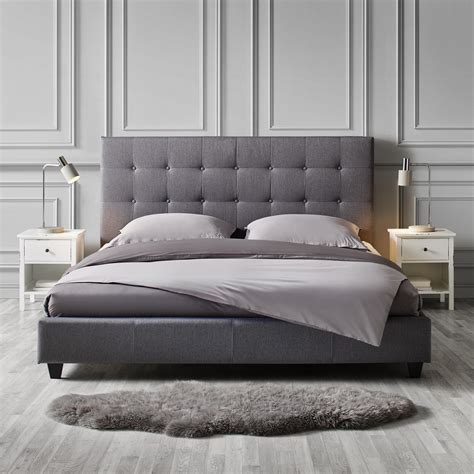 Für den jungen wohnstil sind futonbetten oder sogar palettenmodelle günstig im preis und optisch ideal. Möbelix Betten 180x200 - Möbel bild