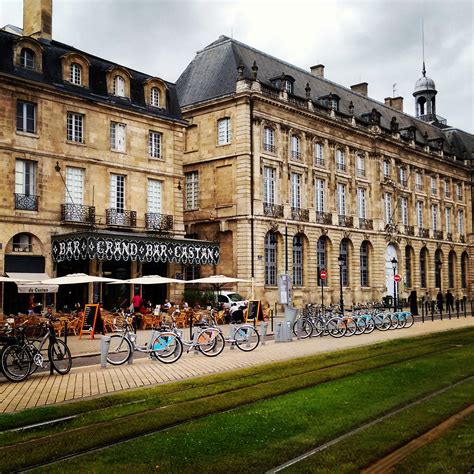 Find the perfect bordeaux france stock photos and editorial news pictures from getty images. 8 Reasons Bordeaux Is France's Best-Kept Secret | Vogue