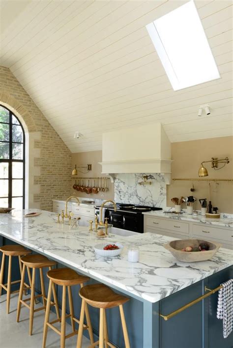 Breathtaking Classic English Cotswold Kitchen Come Tour This Bespoke