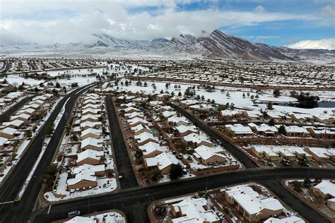 Las Vegas' odd 2019 weather lingers with record-low high temp | Las Vegas Review-Journal