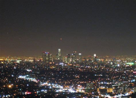 File:Downtown Los Angeles at night.jpg - Wikimedia Commons