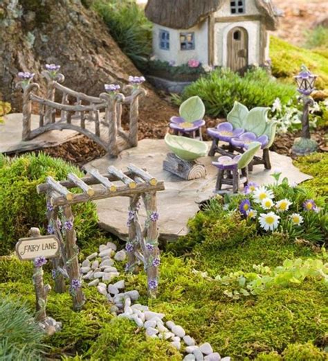 Step by step ideas and fairy garden kit ideas to make your whimsical garden. 30 Magical Ways To Create Fairy Gardens To Your Real Life ...