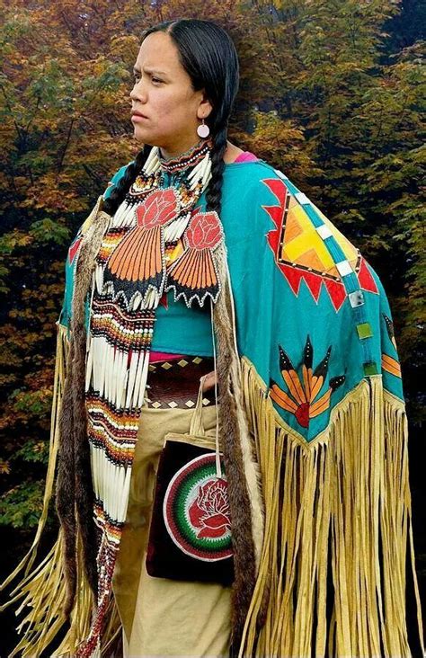 Lays Chez A Cherokee Native American Dress Native American Regalia