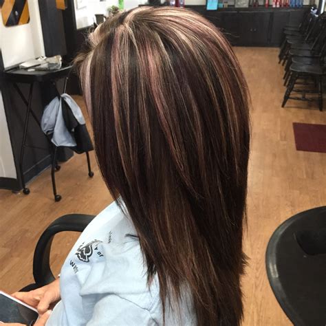 Multi Dimensional Color Beige And Light Violet Highlights With Deep