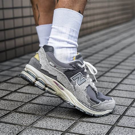 店舗在庫をネットで ☆【New Balance】 2002R Protection Pack Rain Cloud☆M2002RDA