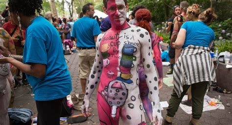 Nsfw Photos Totally Naked People Got Painted In Midtown Nyc