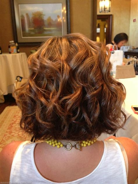 I have thick, wavy, kinked hair and to top it off i shower at night and go to sleep with a wet head. Pin by Varusha on Hair | Wave perm short hair, Permed ...