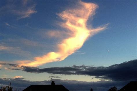 10 Amazing Clouds Formation 3 Is Amazing Angel Clouds Angel