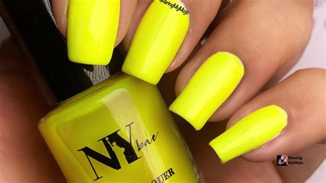 What color compliments neon yellow. Neon Yellow Nails 💛 Summer Nail color 2020 - YouTube