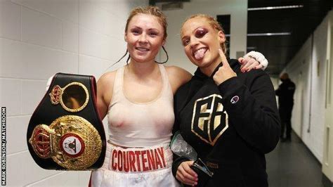 Shannon Courtenay Beats Ebanie Bridges In Hard Fought World Title Bout