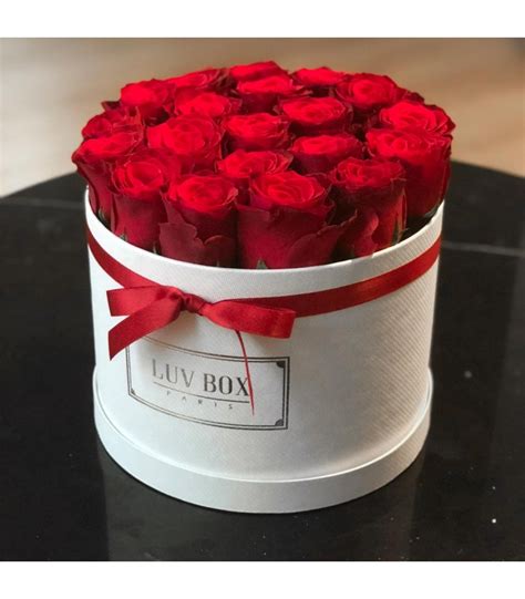 Livraison Boîte De Roses Rouges Sur Toute La France Luvbox Paris
