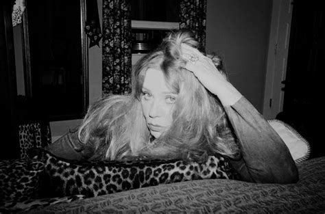Bebe Buell Almost Famous Inspiration Gets Own Documentary Rolling