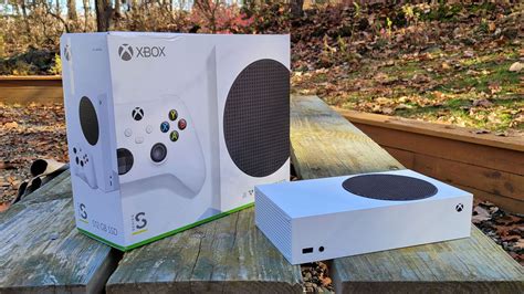 The Xbox Series S Is A Next Gen Streaming Box That Plays Blockbuster