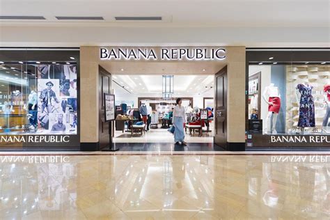 Banana Republic To Close Eight Uk Stores By End Of Financial Year