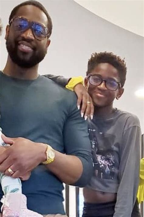 Black Twitter Uncovers Images And Video Of Dwyane Wades Male Nanny
