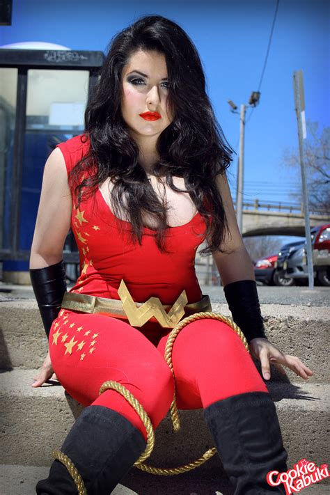 Donna Troy Busty Cosplay Donna Troy Porn And Pinups