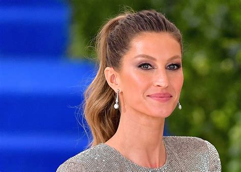 Gisele Bündchen Says She Once Considered Suicide After Severe Panic Attacks Glamour