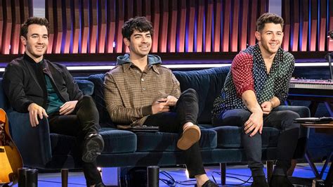 Watch Songland Web Exclusive Jonas Brothers Lyric Video For