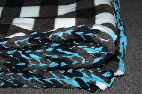 De 25 Bedste Idéer Inden For Fleece Blanket Edging På Pinterest