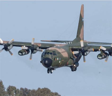 Lockheed C 130b Hércules 94 C130 Hercules Military Aircraft Cargo
