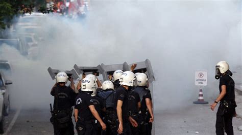 Turkish Police Fire Water Gas At Protesters In Mining Disaster Town