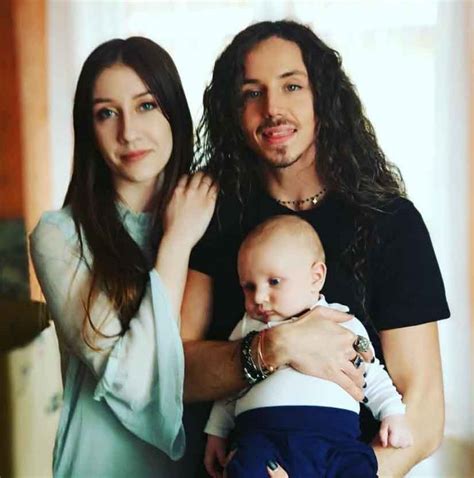 Michał szpak na festiwalu polsat superhit festiwal 2021 wykonał piosenkę „dziwny jest ten świat czesława niemena. Czy Michał Szpak ma dziecko? Niesamowite doniesienia w ...