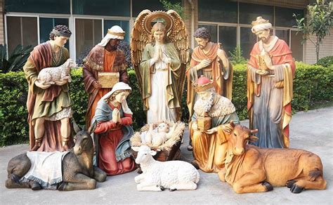 Nativity Set Fine Art Ceramics Art And Collectibles
