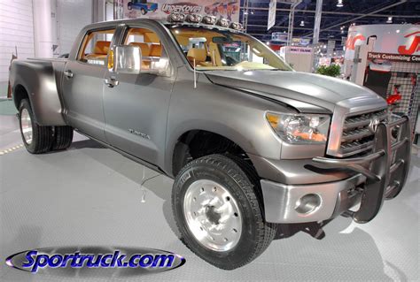 Toyota Tundra Dually Diesel Project Sema Show Pictures And