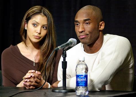 Vanessa Bryant Follows Other Nba Wives Into Divorce Court The Washington Post