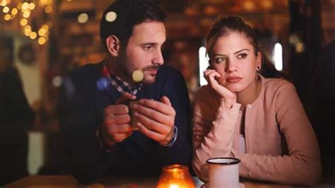 6 Small Ways A Man Makes His Wife Feel Ugly Without Saying A Thing