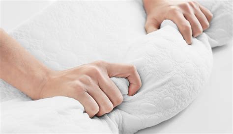 How To Clean Your Memory Foam Pillow A Step By Step Guide Pillow Picker