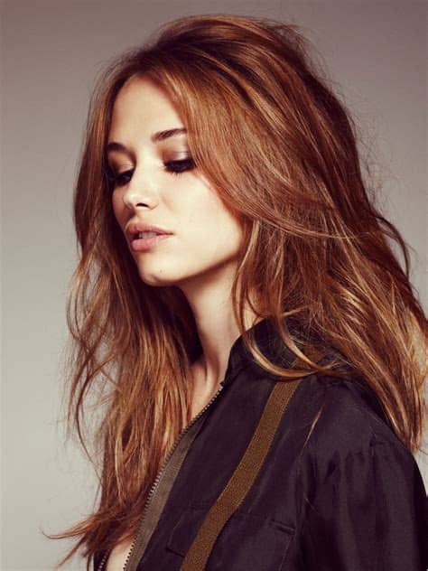Auburn hair has massively increased in popularity over the last five years or so, as many nowadays, natural blondes and natural brunettes are taking a walk on the wild side, and it may surprise you to know that there are an awful lot of. Pin on Hair