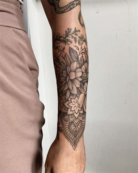 Update 84 Half Sleeve Tattoo Female Best Incdgdbentre