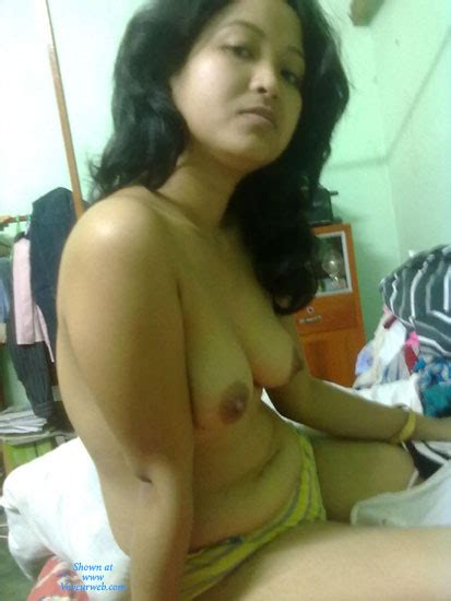 Hot Assamese Girl April 2011 Voyeur Web