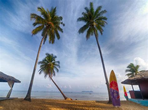 Kuala lumpur ranks among the top cities for expats and a growing number of digital nomads. 18 Best Beaches Near Kuala Lumpur: TripHobo