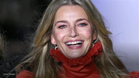 Paulina Porizkova Hits Back At A Commenter Who Criticized Her For Being