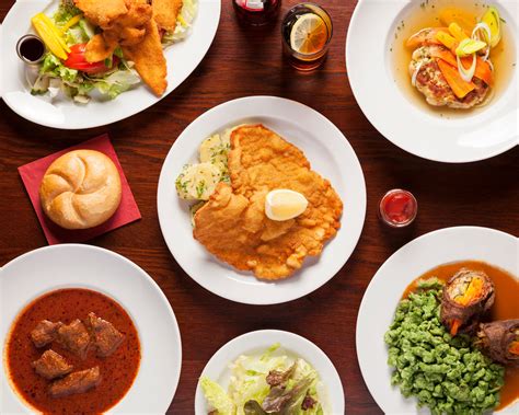 Des infos pour organiser vos voyages avec le guide touristique officiel pour l'autriche. Spécialités culinaires autrichiennes : que mange-t-on en ...