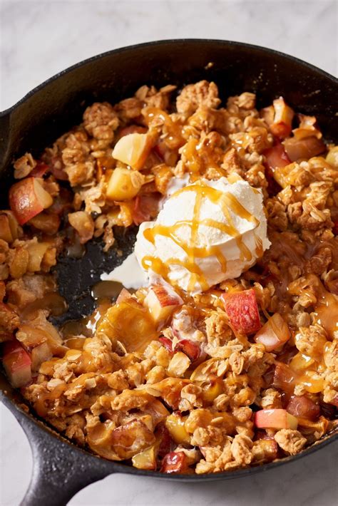 What if i told you you could make just enough apple crisp for two, using ingredients i can almost guarantee you already have in the house, and that it can be made in one skillet on the stovetop in under 15 minutes? Skillet Apple Crisp | Recipe | Apple crisp recipes, Food recipes, Skillet apple crisp recipe