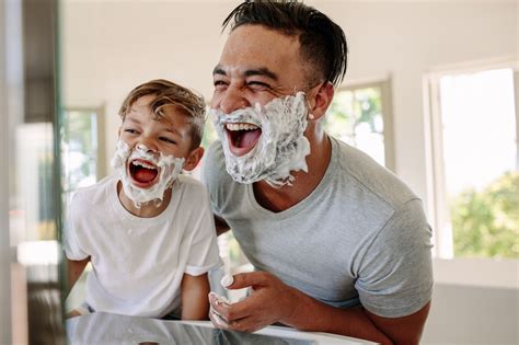 Imiter La Signature De Ses Parents - O primeiro barbear na relação pai e filho | Blog Dr. JONES