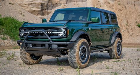 2022 Ford Bronco Models With Sasquatch Pack Can Be Optioned With Stick