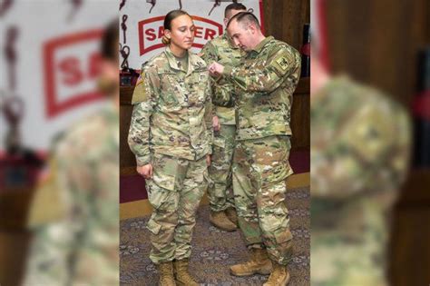 First Enlisted Female Graduates Army S Sapper Leader Course Article The United States Army