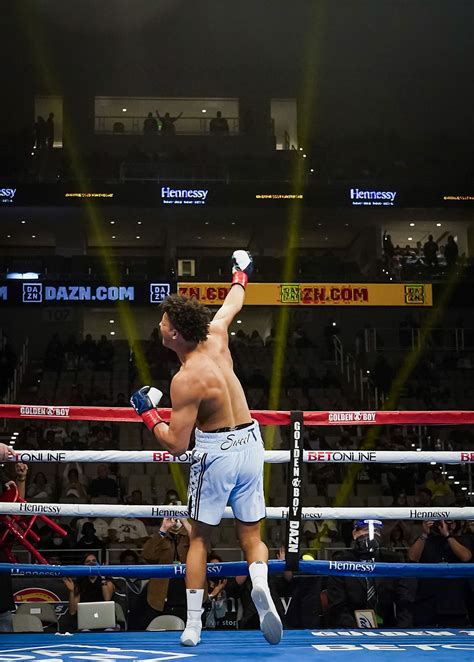 Photos Vergil Ortiz Jr Knocks Out Maurice Hooker In Main Event After