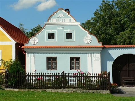 Selské baroko | Traditional houses, Vernacular ...