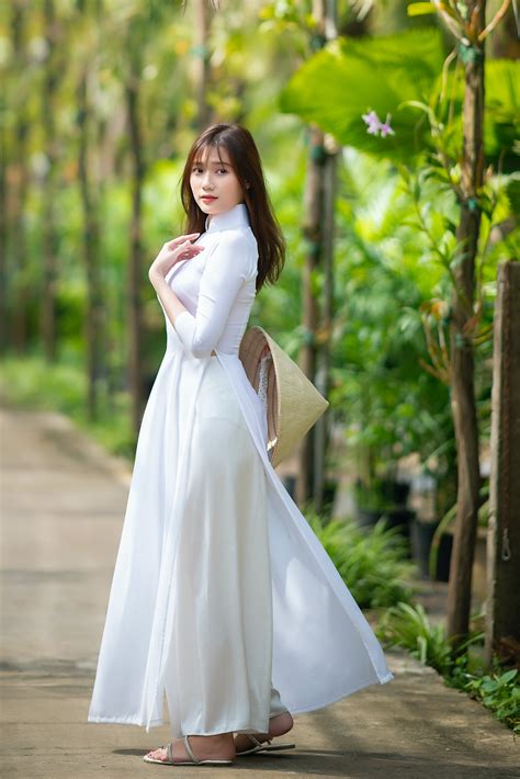 Aggregate 141 Beautiful White Frock Latest Vn