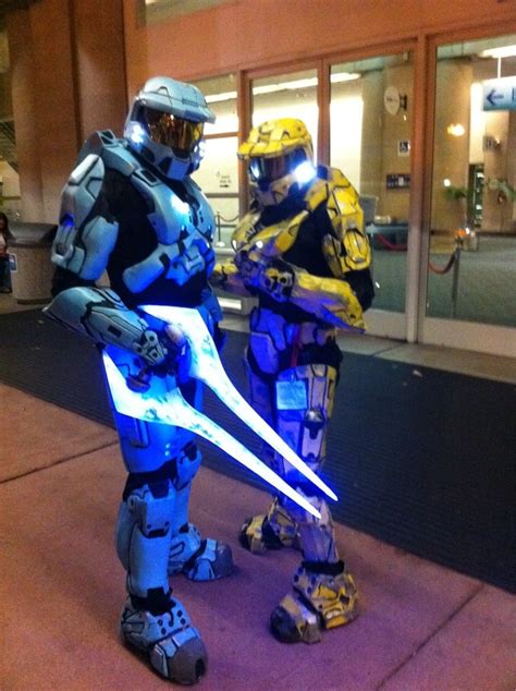 Awesome Halo Cosplay Energy Sword Ftw Cosplay Pinterest Halo
