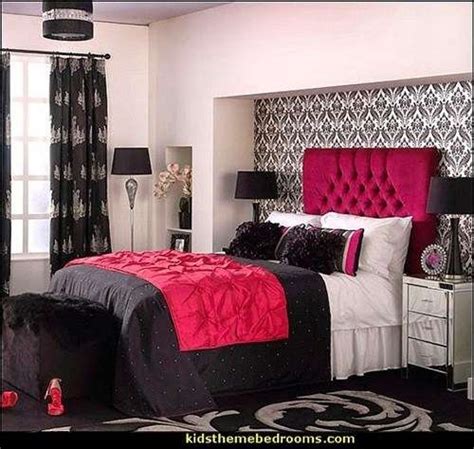 Elegant French Boudoir Themed Bedroom Style Interior Design Lentine