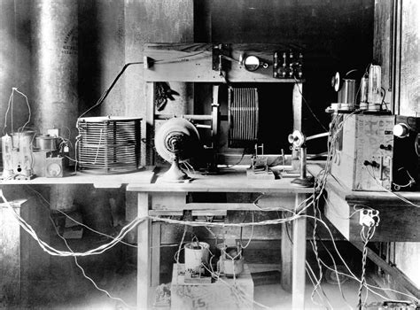 Easy to use internet radio. Radio Broadcasting Becomes a Reality: KDKA on Nov. 2, 1920 ...