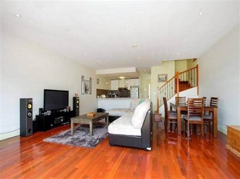 530 Fromhold Drive Doncaster Vic 3108 Property Details